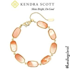 Kendra Scott Millie Gold Link Bracelet in Apricot Peach Mother of Pearl Bracelet